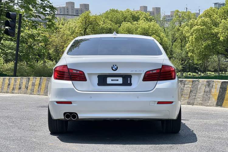 Used BMW 5 Series 2015 520i Elegant Edition Exterior 6
