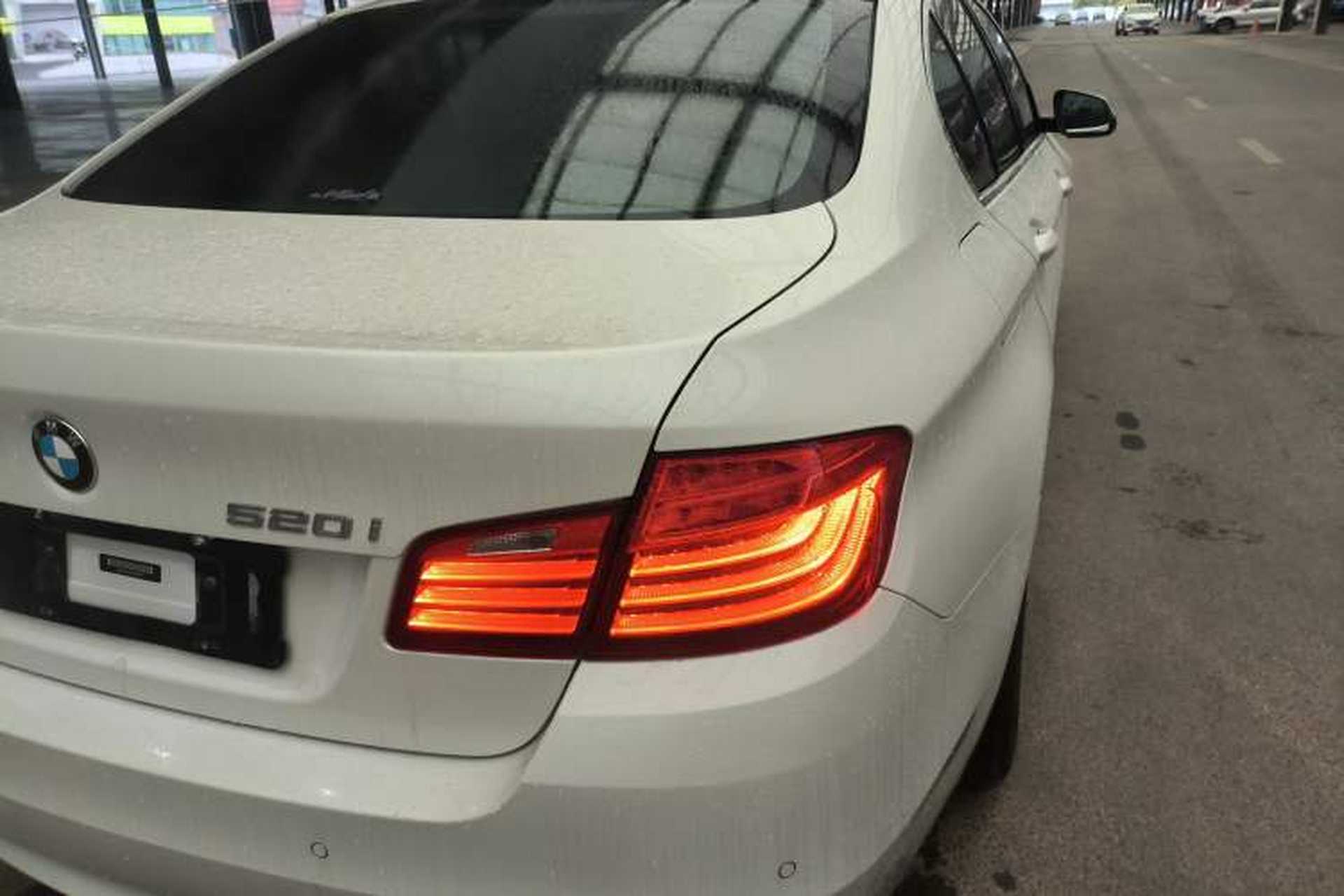 Used BMW 5 Series 2015 520i Elegant Edition Exterior 6