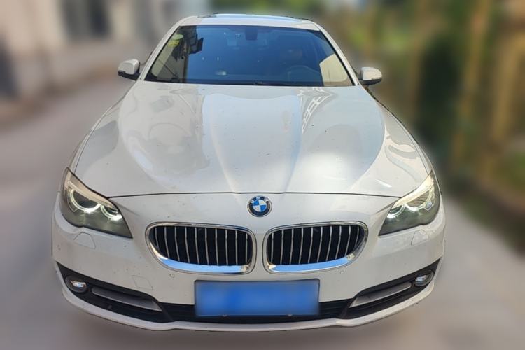 Used BMW 5 Series 2015 520i Elegant Edition Front
