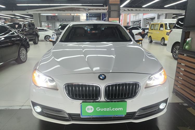 Used BMW 5 Series 2015 520i Elegant Edition Front