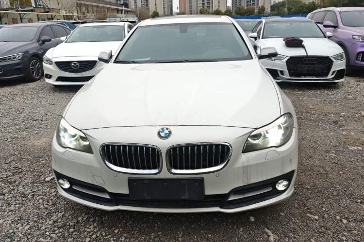 Used BMW 5 Series 2015 520i Elegant Edition Front