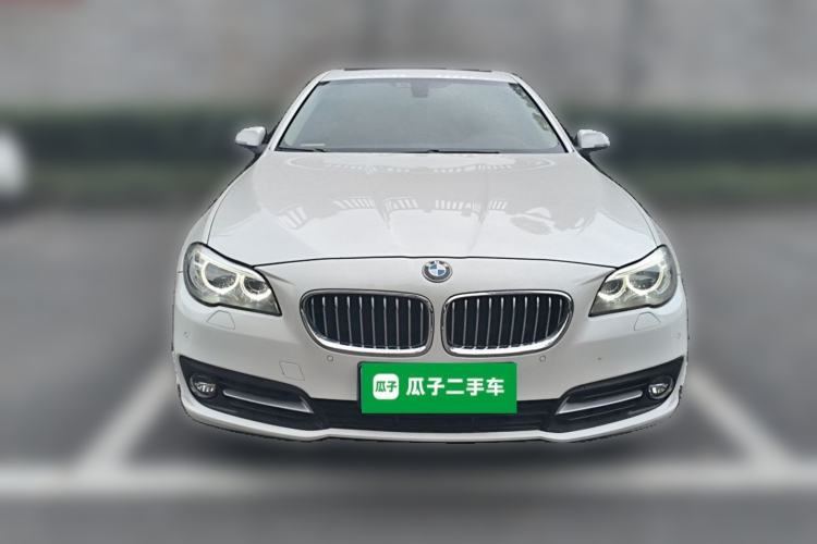 Used BMW 5 Series 2015 520i Elegant Edition Front