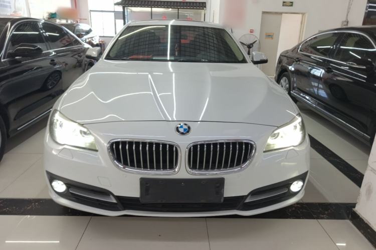 Used BMW 5 Series 2015 520i Elegant Edition Front