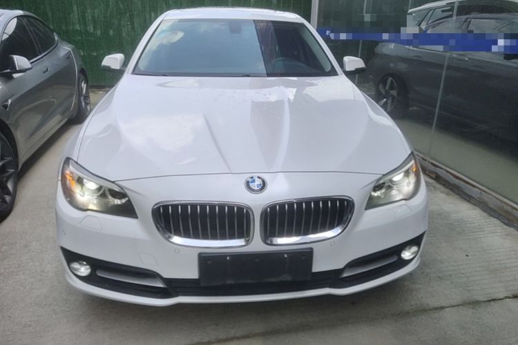 Used BMW 5 Series 2015 520i Elegant Edition Front