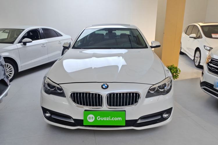 Used BMW 5 Series 2015 520i Elegant Edition Front