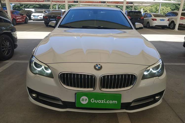 Used BMW 5 Series 2015 520i Elegant Edition Front