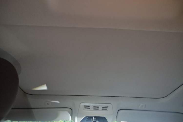 Used BMW 5 Series 2015 520i Elegant Edition Headliner