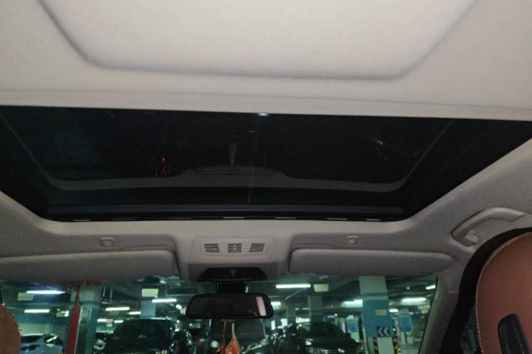 Used BMW 5 Series 2015 520i Elegant Edition Headliner