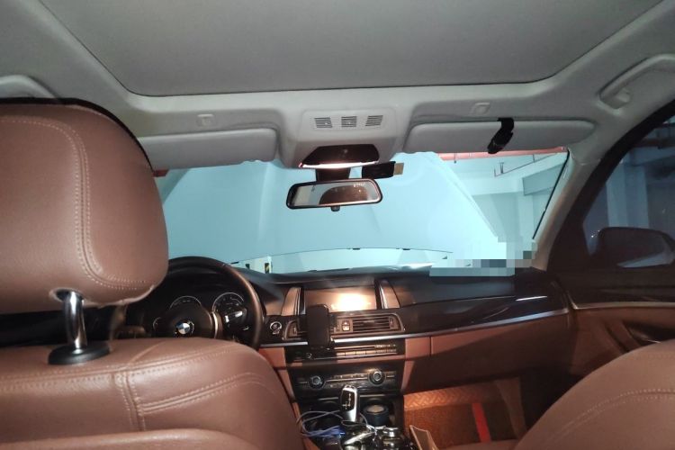 Used BMW 5 Series 2015 520i Elegant Edition Headliner