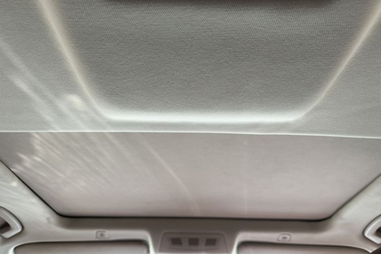 Used BMW 5 Series 2015 535Li Leading Model Headliner