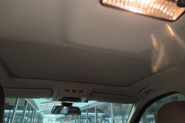 Used BMW 5 Series 2015 520i Elegant Edition Headliner