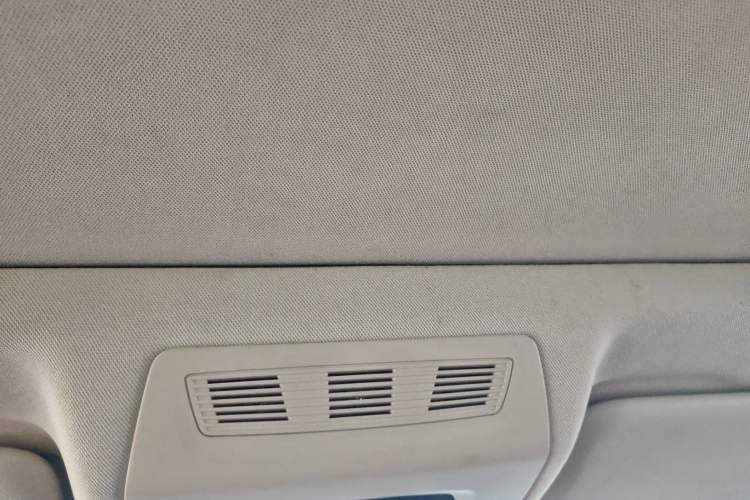 Used BMW 5 Series 2015 520i Elegant Edition Headliner