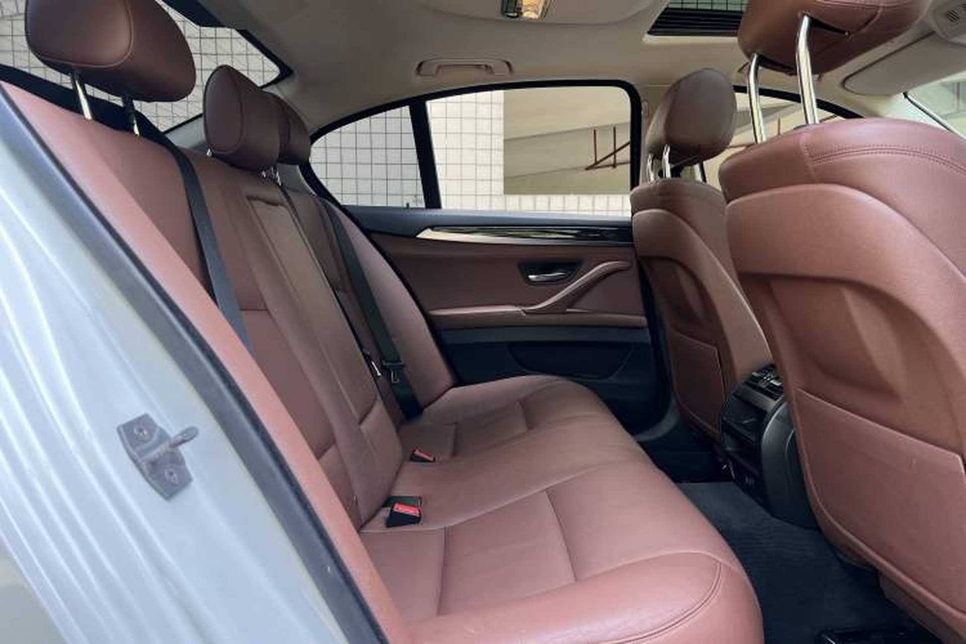 Used BMW 5 Series 2015 520i Elegant Edition Interior 7