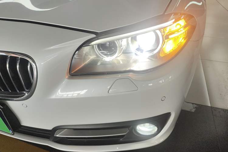 Used BMW 5 Series 2015 520i Elegant Edition Left Front Headlight