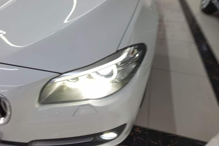 Used BMW 5 Series 2015 520i Elegant Edition Left Front Headlight