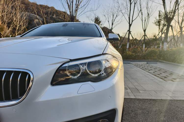 Used BMW 5 Series 2015 520i Elegant Edition Left Front Headlight