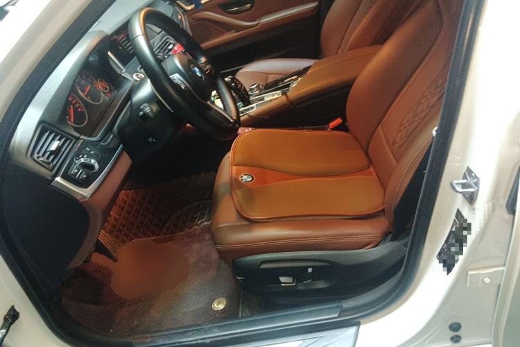 Used BMW 5 Series 2015 520i Elegant Edition Left Front Seat