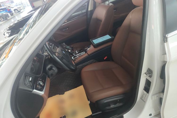 Used BMW 5 Series 2015 520i Elegant Edition Left Front Seat