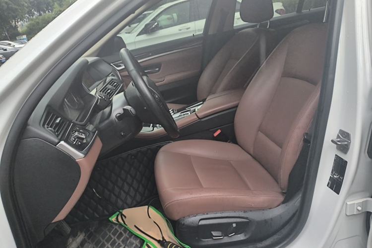 Used BMW 5 Series 2015 520i Elegant Edition Left Front Seat