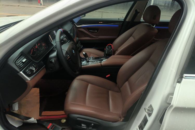 Used BMW 5 Series 2015 520i Elegant Edition Left Front Seat