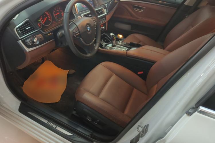 Used BMW 5 Series 2015 520i Elegant Edition Left Front Seat