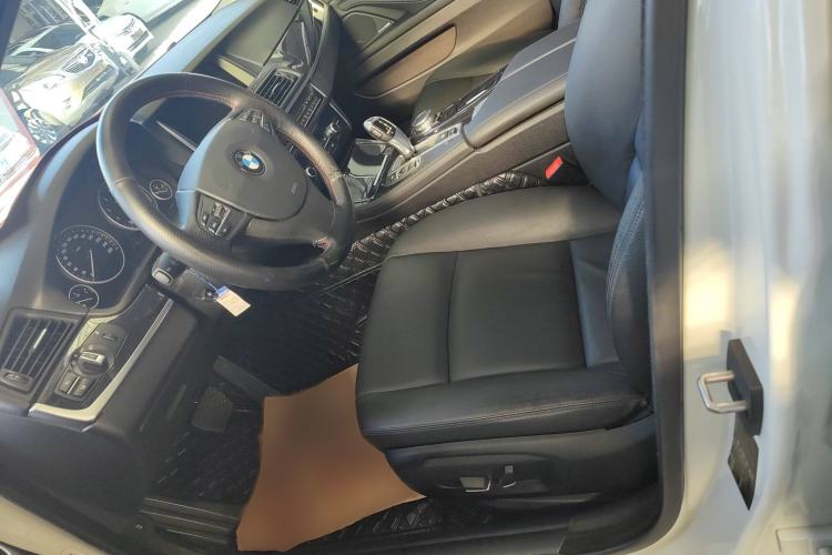 Used BMW 5 Series 2015 520i Elegant Edition Left Front Seat