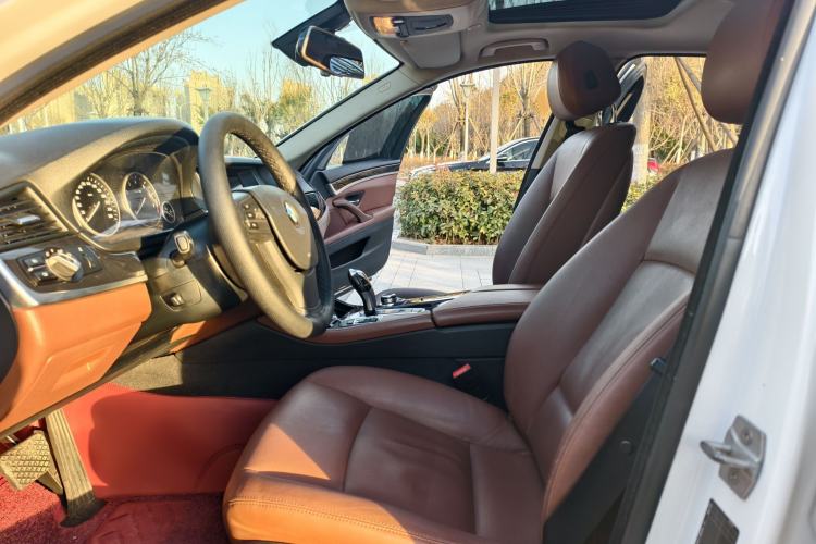 Used BMW 5 Series 2015 520i Elegant Edition Left Front Seat