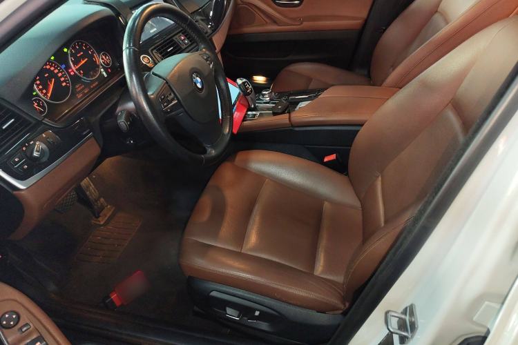 Used BMW 5 Series 2015 520i Elegant Edition Left Front Seat