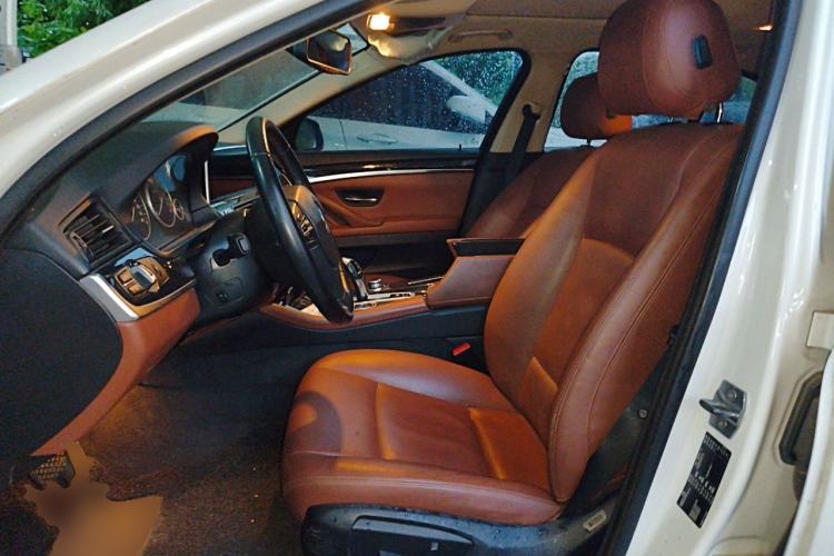 Used BMW 5 Series 2015 520i Elegant Edition Left Front Seat