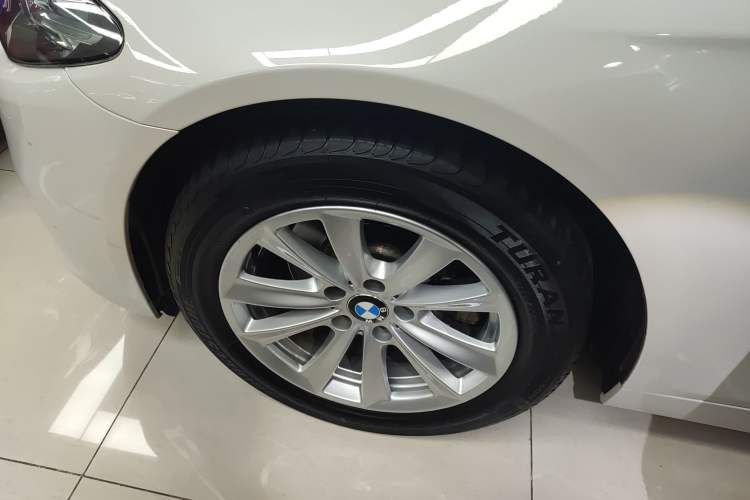Used BMW 5 Series 2015 520i Elegant Edition Left Front Wheel Hub
