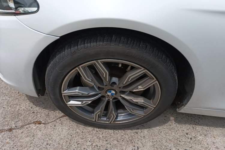 Used BMW 5 Series 2015 535Li Leading Model Left Front Wheel Hub