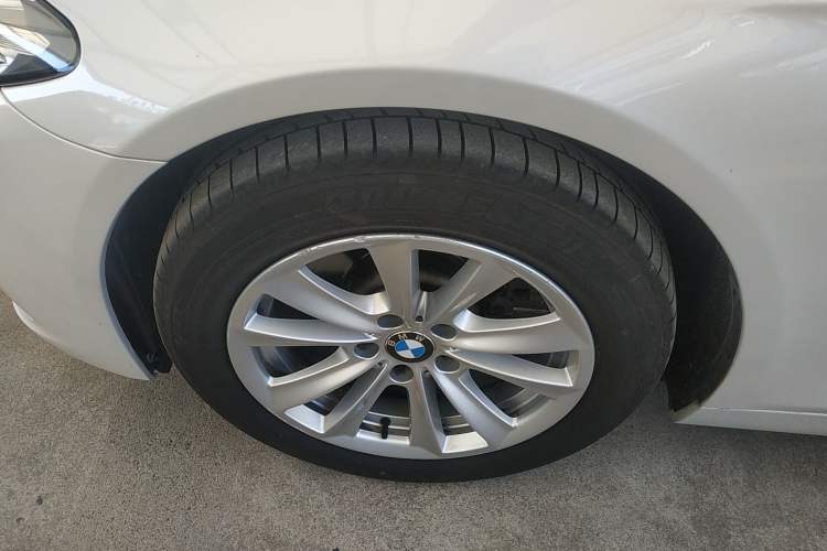 Used BMW 5 Series 2015 520i Elegant Edition Left Front Wheel Hub
