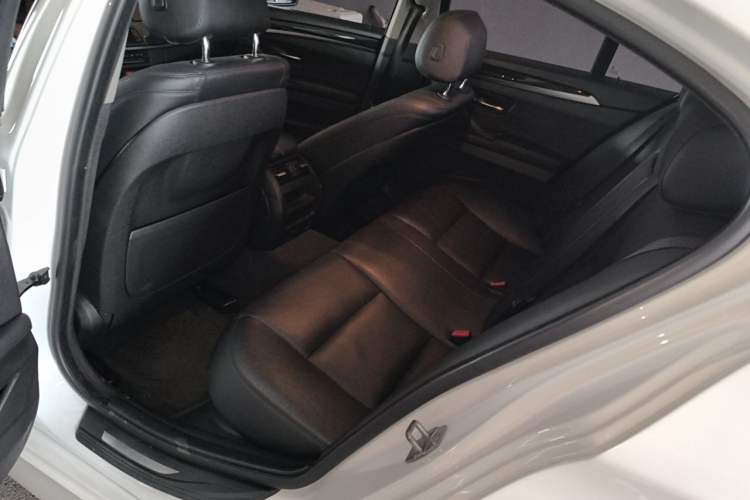 Used BMW 5 Series 2015 520i Elegant Edition Left Rear Seat