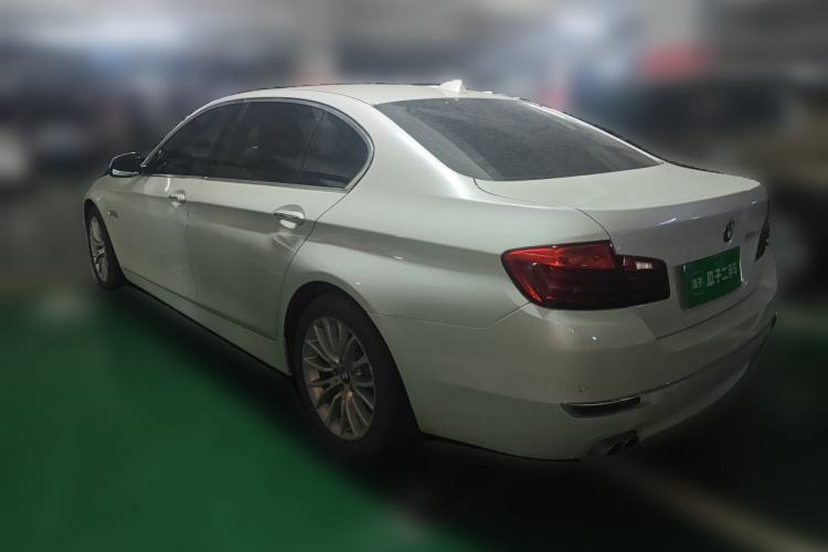 Used BMW 5 Series 2015 535Li Leading Model Rear Left 45 Deg