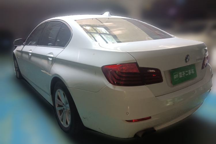 Used BMW 5 Series 2015 520i Elegant Edition Rear Left 45 Deg