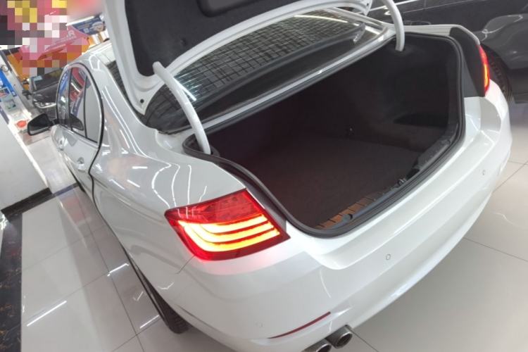 Used BMW 5 Series 2015 520i Elegant Edition Rear Left 45 Deg