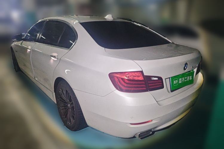 Used BMW 5 Series 2015 535Li Leading Model Rear Left 45 Deg