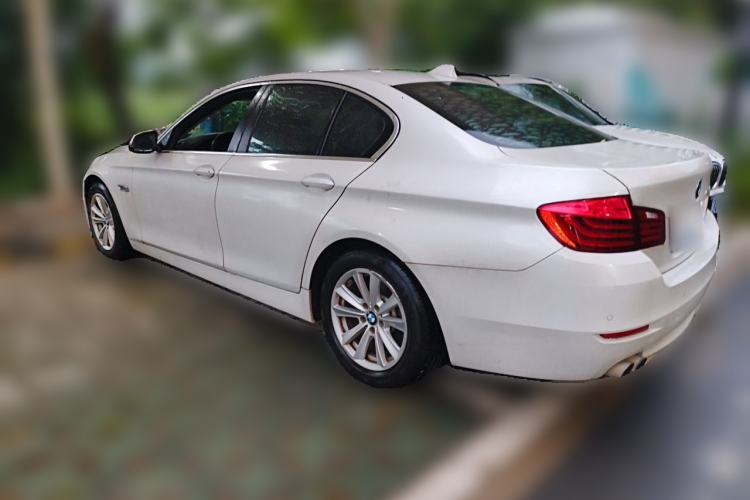 Used BMW 5 Series 2015 520i Elegant Edition Rear Left 45 Deg