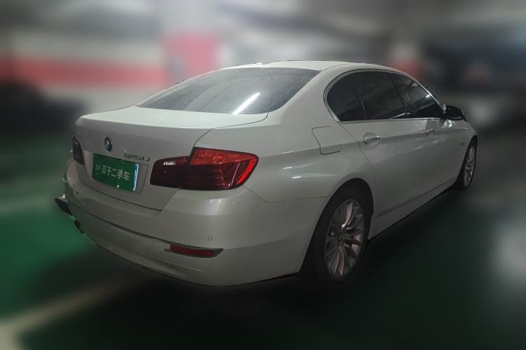 Used BMW 5 Series 2015 535Li Leading Model Rear Right 45 Deg