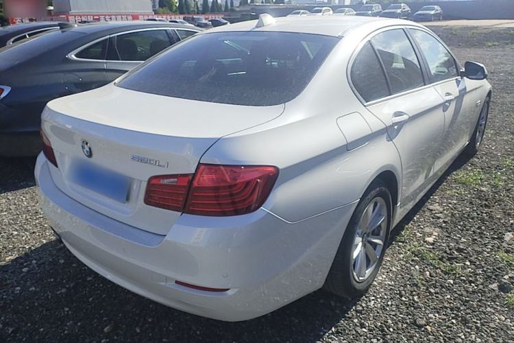 Used BMW 5 Series 2015 520i Elegant Edition Rear Right 45 Deg