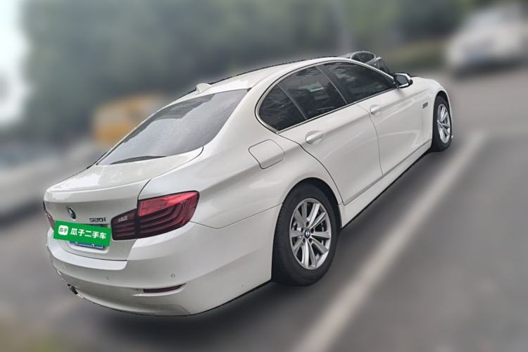 Used BMW 5 Series 2015 520i Elegant Edition Rear Right 45 Deg