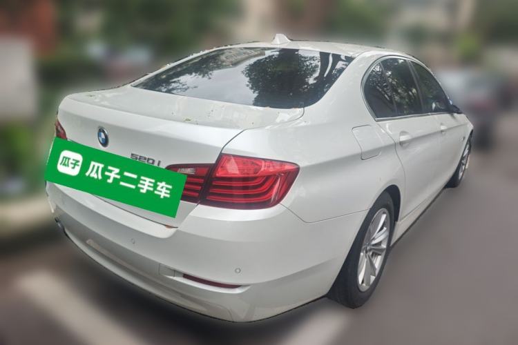 Used BMW 5 Series 2015 520i Elegant Edition Rear Right 45 Deg