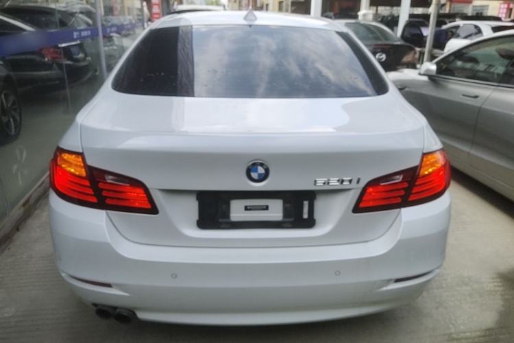 Used BMW 5 Series 2015 520i Elegant Edition Rear