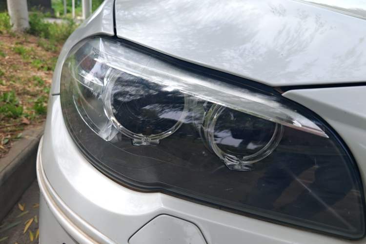 Used BMW 5 Series 2015 520i Elegant Edition Right Front Headlight