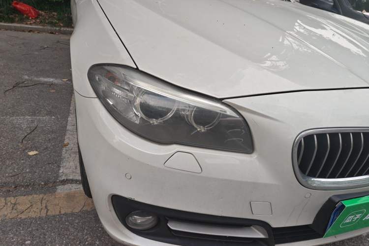 Used BMW 5 Series 2015 520i Elegant Edition Right Front Headlight