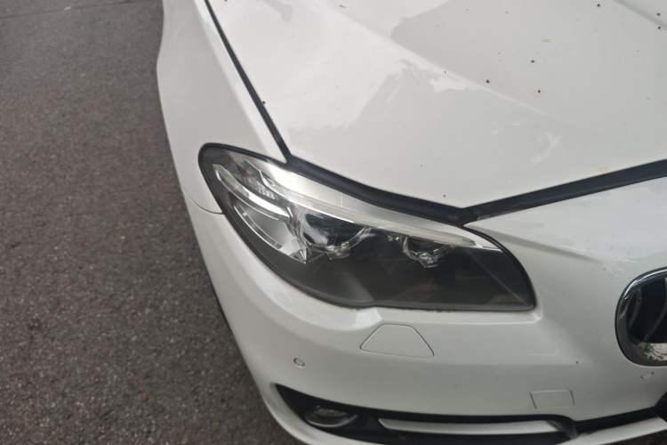Used BMW 5 Series 2015 520i Elegant Edition Right Front Headlight
