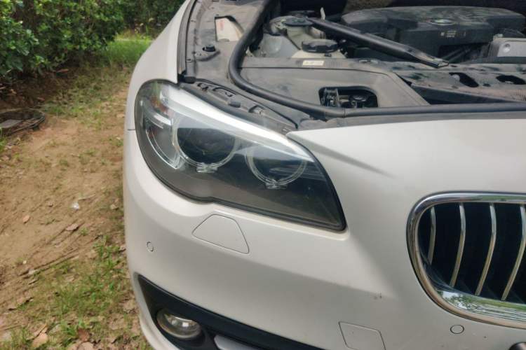 Used BMW 5 Series 2015 520i Elegant Edition Right Front Headlight