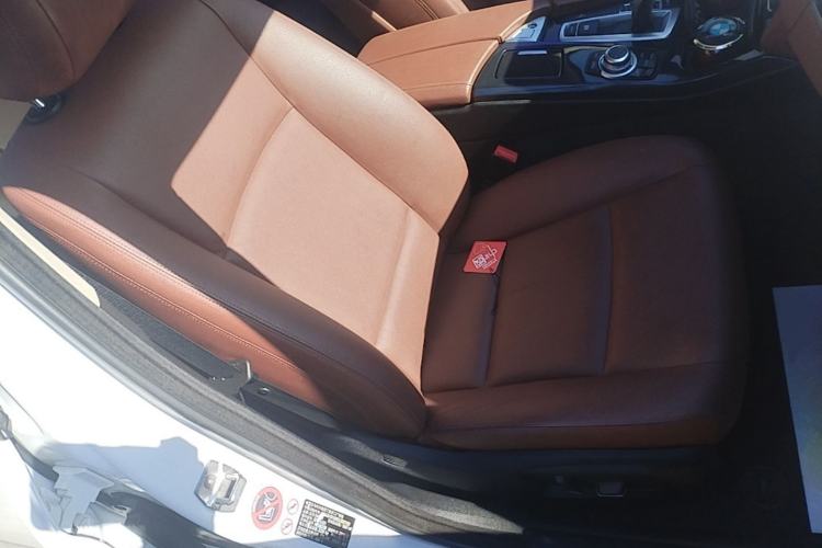 Used BMW 5 Series 2015 520i Elegant Edition Right Front Seat