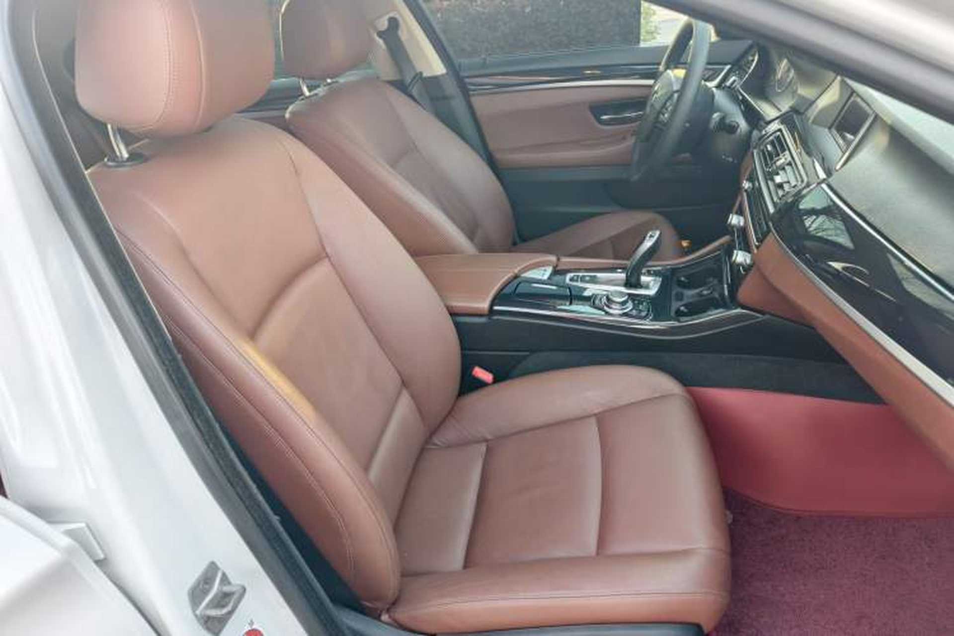 Used BMW 5 Series 2015 520i Elegant Edition Right Front Seat