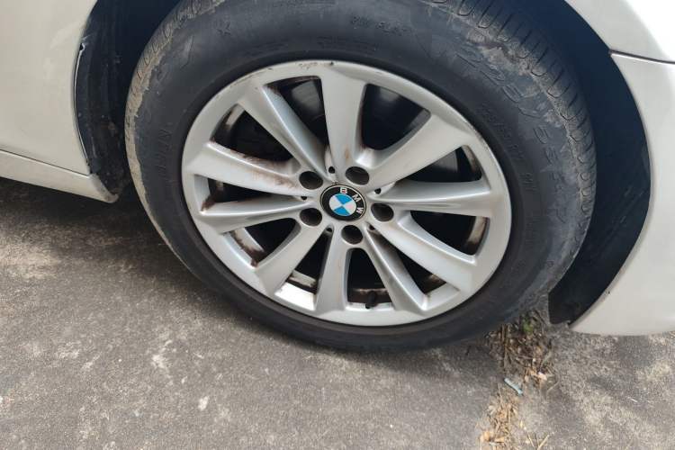 Used BMW 5 Series 2015 520i Elegant Edition Right Front Wheel Hub
